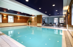 Indoorpool_photo_01