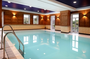 Indoorpool_photo_02