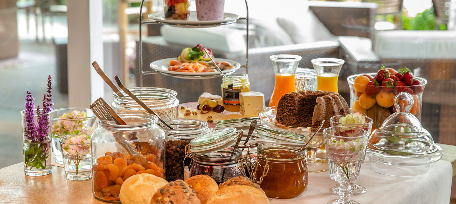 Vitalfrühstück Mit unserem Vital-Buffet schaffen Sie sich die hervorragende Grundlage für den Tag!