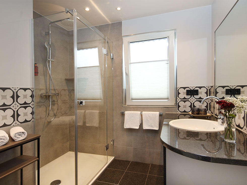 Doppelzimmer Komfort Plus 10 Bad Seehotel Niedernberg