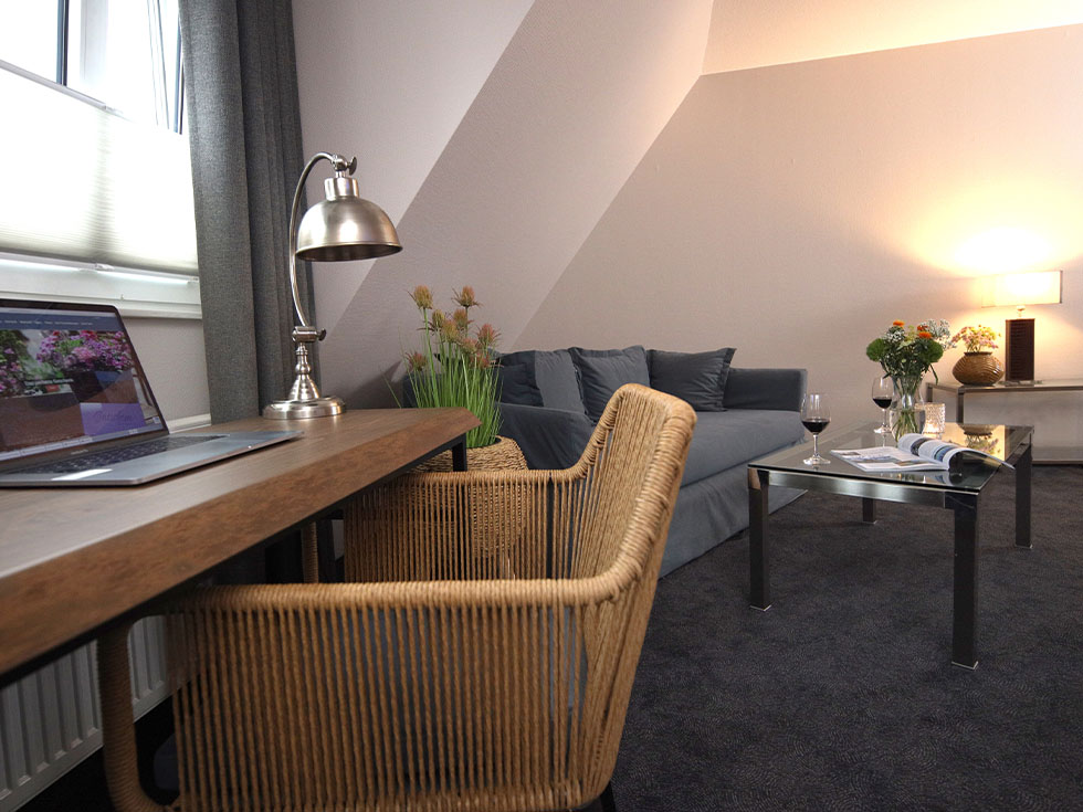 Suite Wohnraum Seehotel Niedernberg