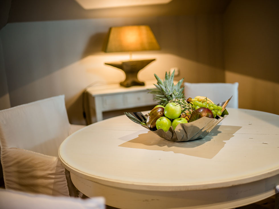 Turmsuite Esstisch Seehotel Niedernberg