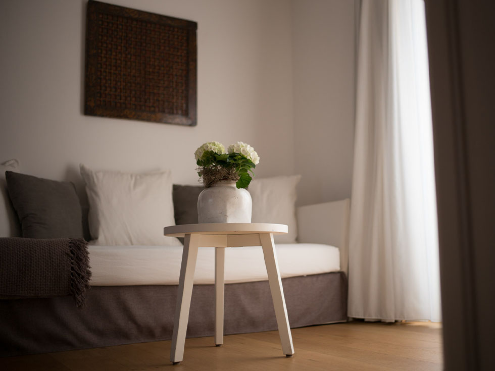 Turmsuite Sofa Seehotel Niedernberg