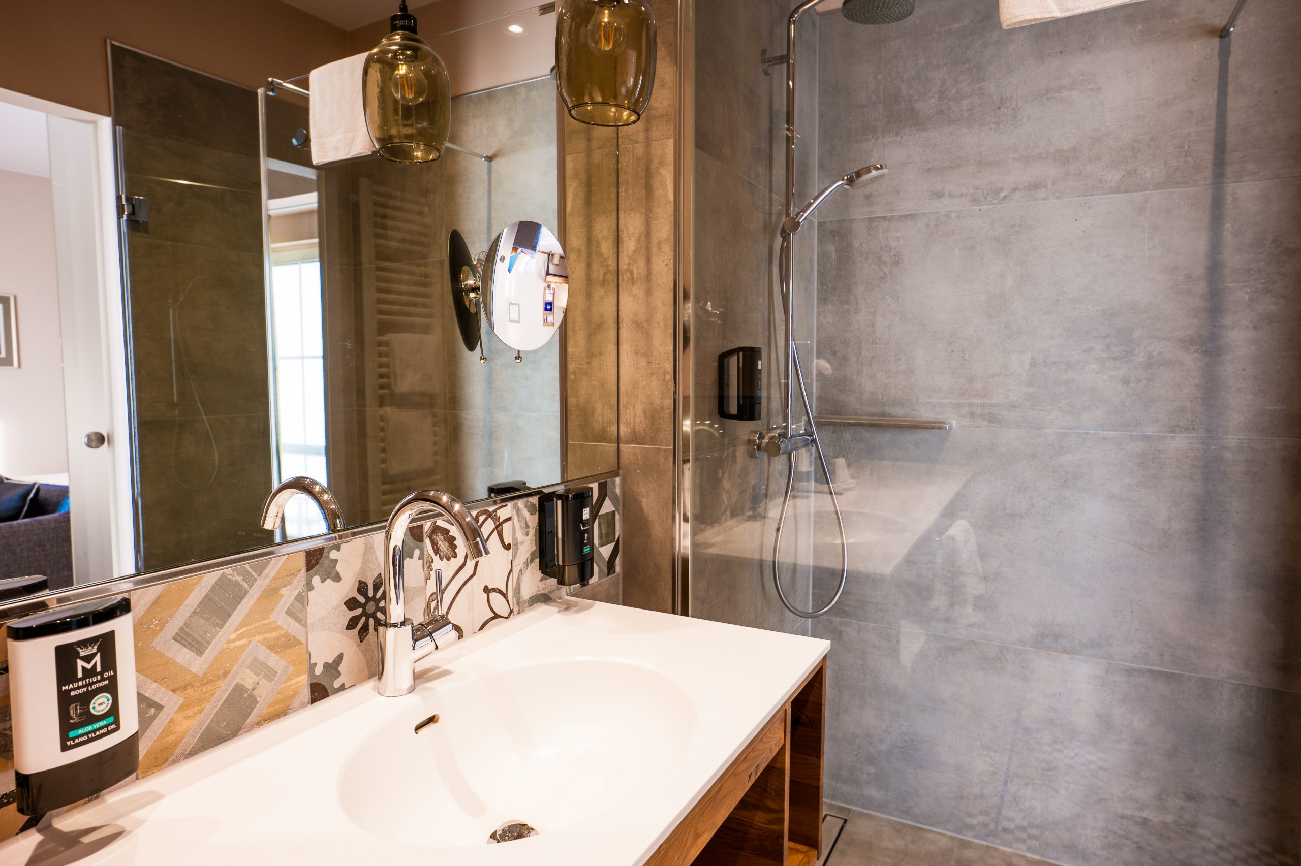 Doppelzimmer Komfort Plus Bad Seehotel Niedernberg