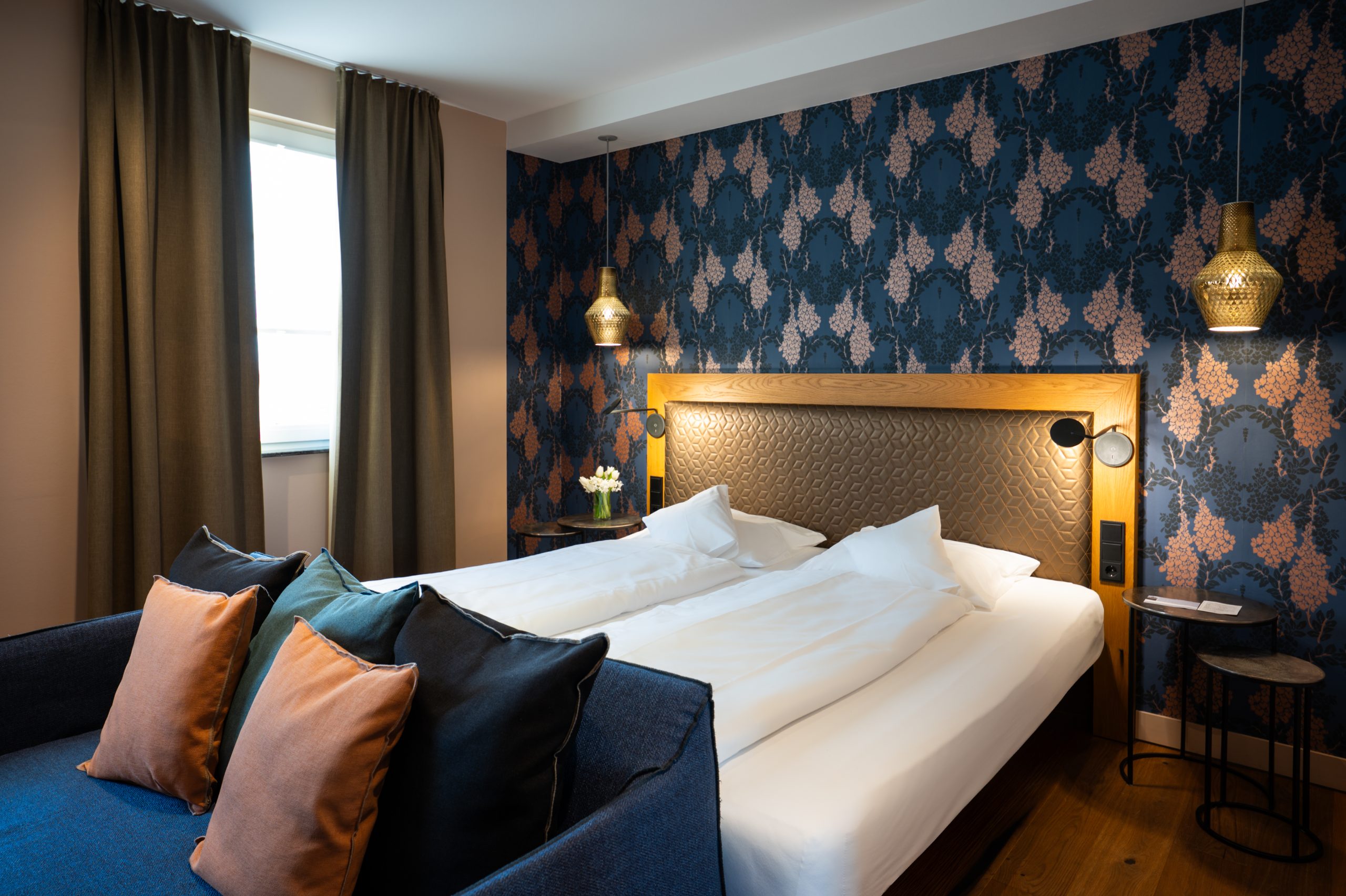 Doppelzimmer Komfort Plus Bett Seehotel Niedernberg