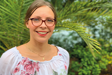Julia Rodrigues<br /><span>Leitung Front Office</span> Julia Rodrigues