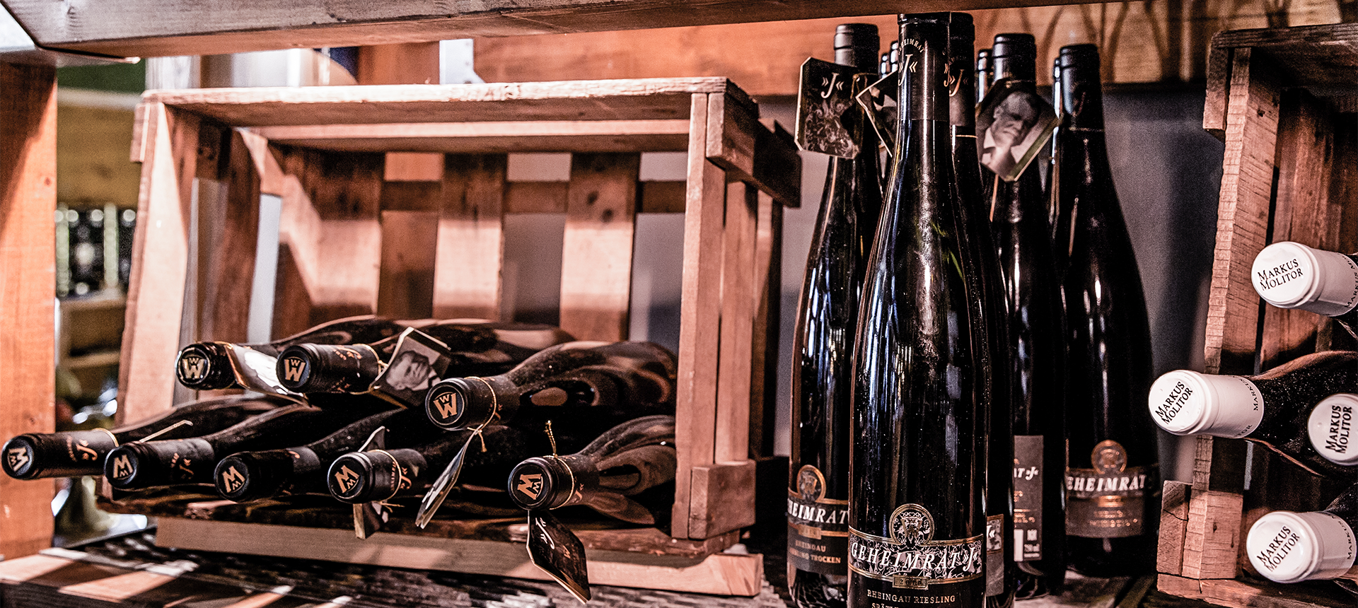 Wein & Getränkekarte Wein & Getränkekarte